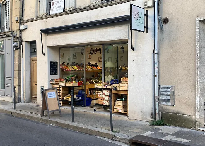 Escale Citadine Au Centre D\'Avignon, Climatisation, Appartement De Charme, Spacieux Et Lumineux