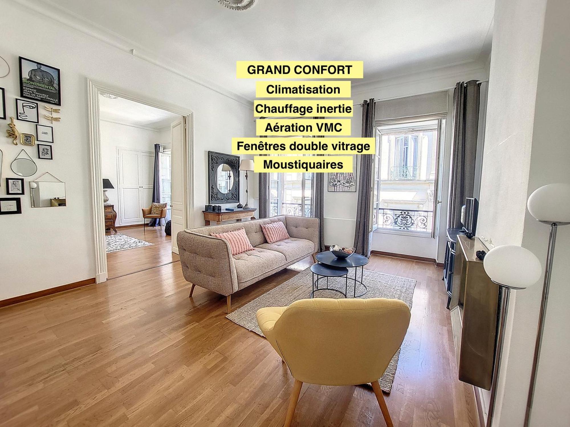 Apartment Escale Citadine Au Centre D'avignon, Climatisation, De Charme, Spacieux Et Lumineux Avignon