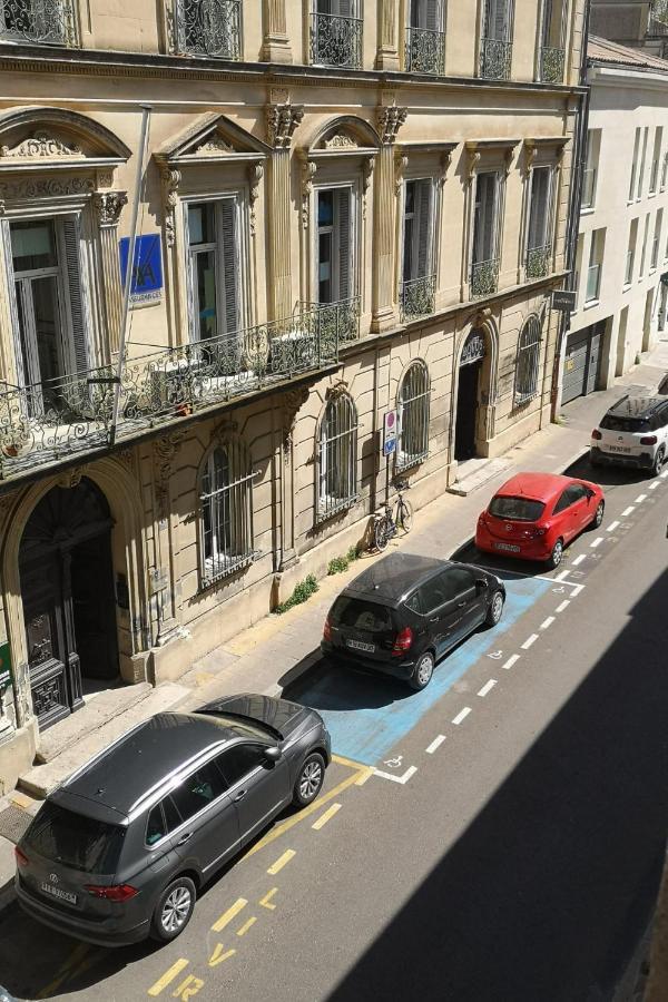Escale Citadine Au Centre D'avignon, Climatisation, De Charme, Spacieux Et Lumineux Appartamento *